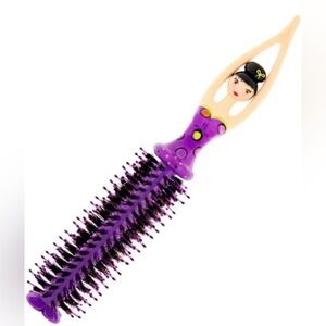 Pylones Liliss Lady Round Brush NWT